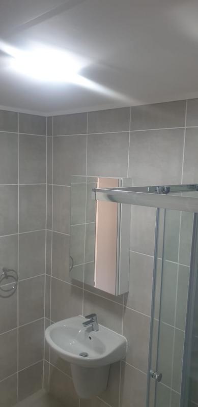 To Let 2 Bedroom Property for Rent in Gordons Bay Western Cape